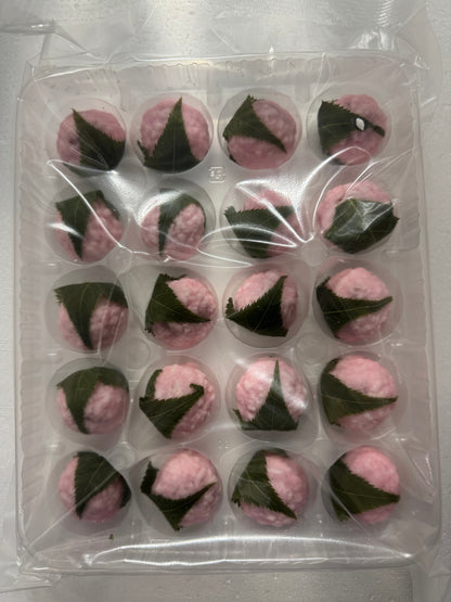 Mini Sakura Mochi