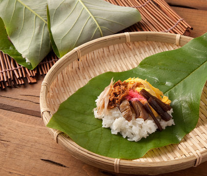 Boiled Magnolia Leaves (Ao Hoba)
